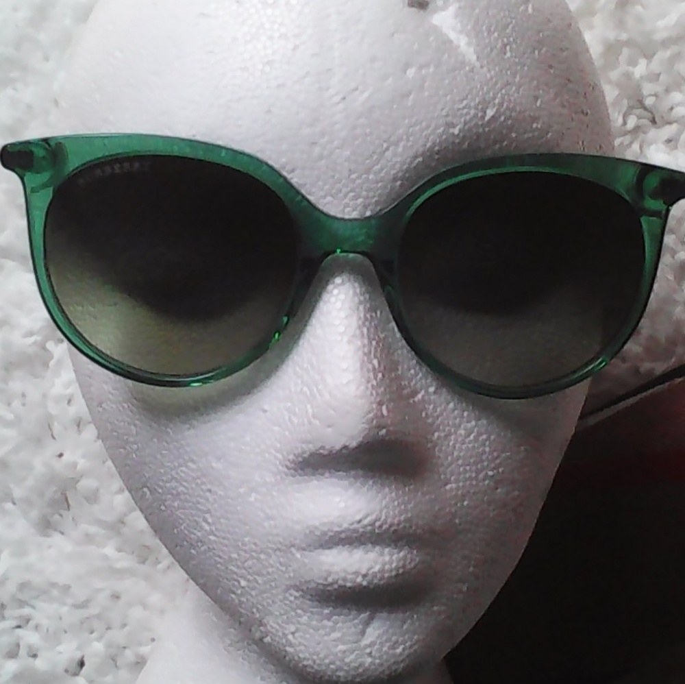 Burberry sunglasses